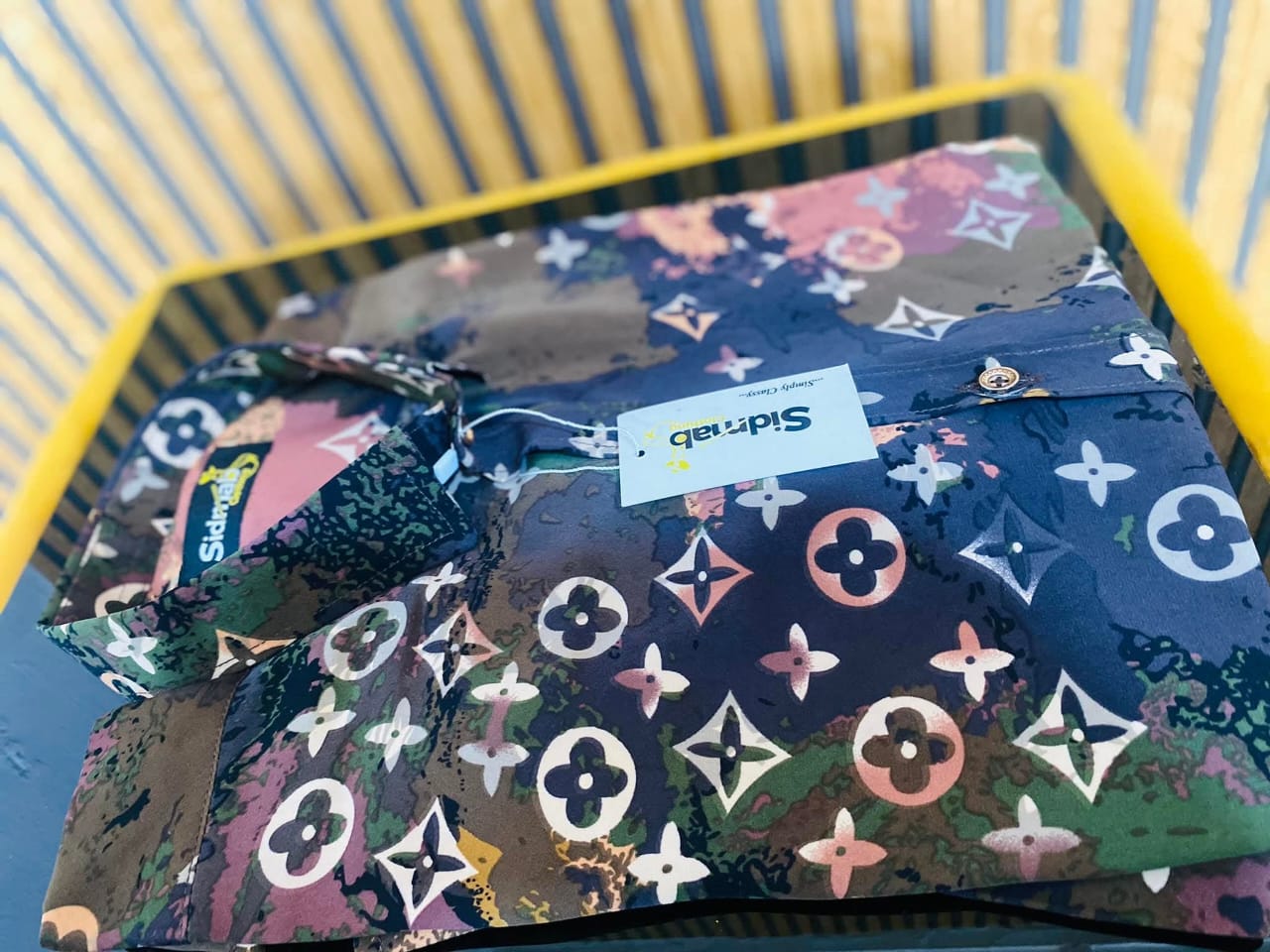 Everyday confidence — SIDMAB clothing portfolio